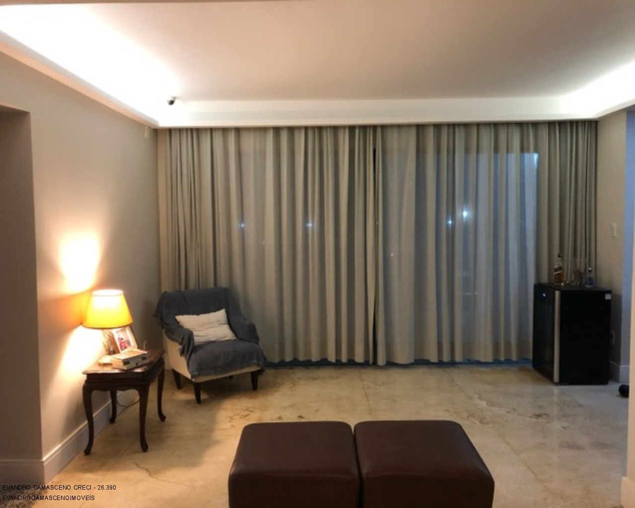 Casa à venda com 4 quartos, 250m² - Foto 14