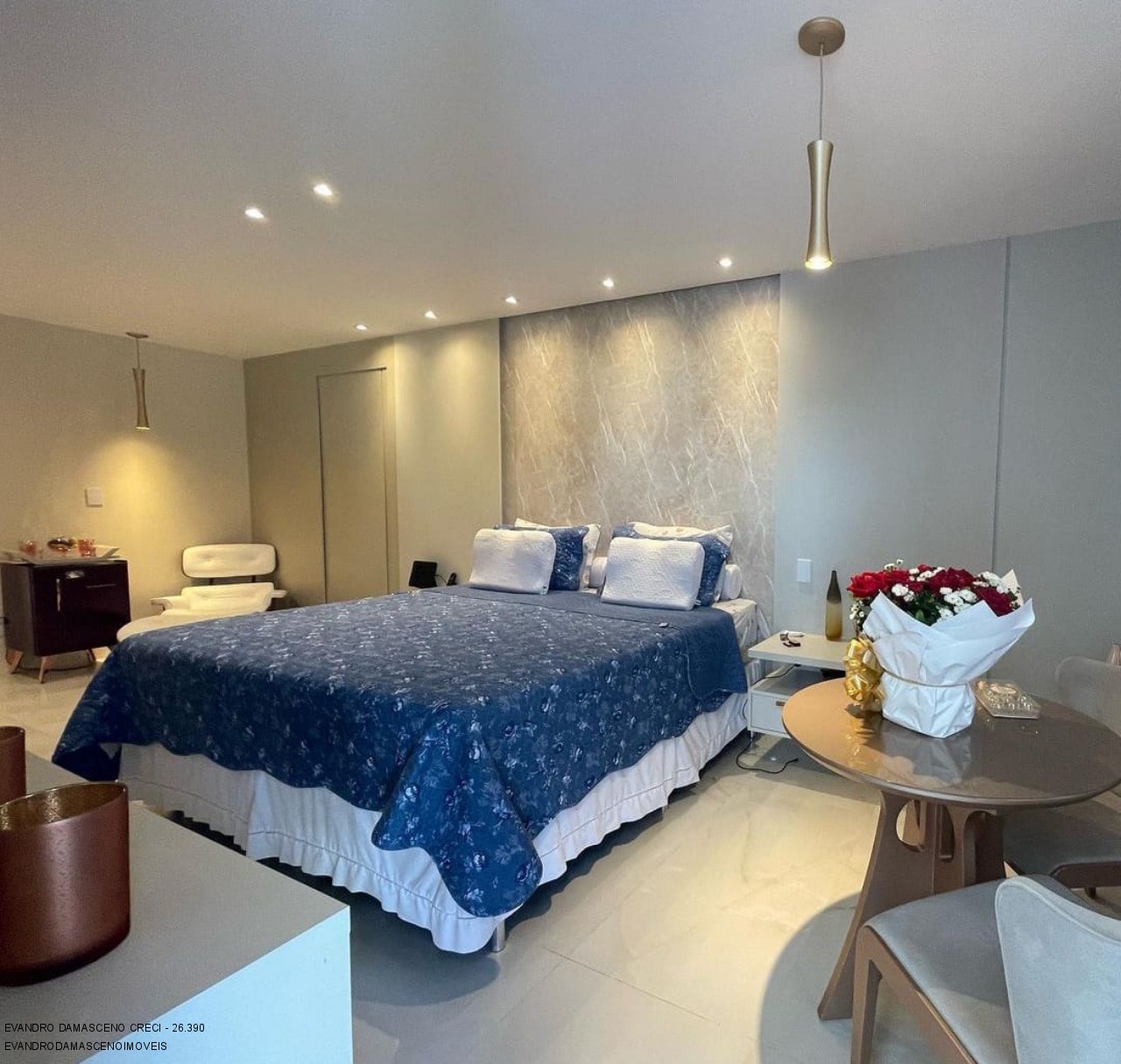 Casa à venda com 4 quartos, 280m² - Foto 15