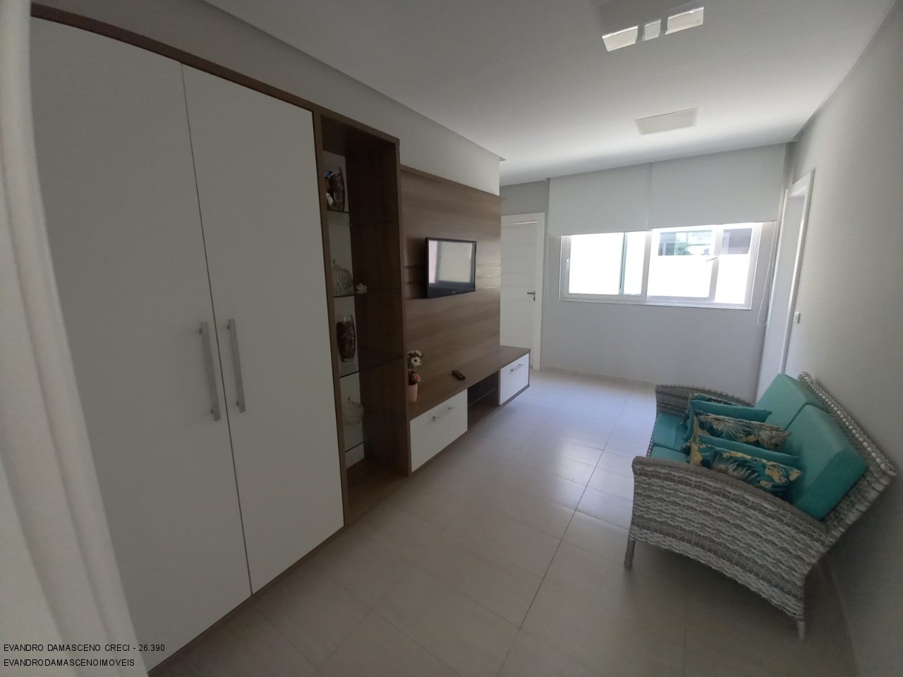 Casa à venda com 4 quartos, 600m² - Foto 5