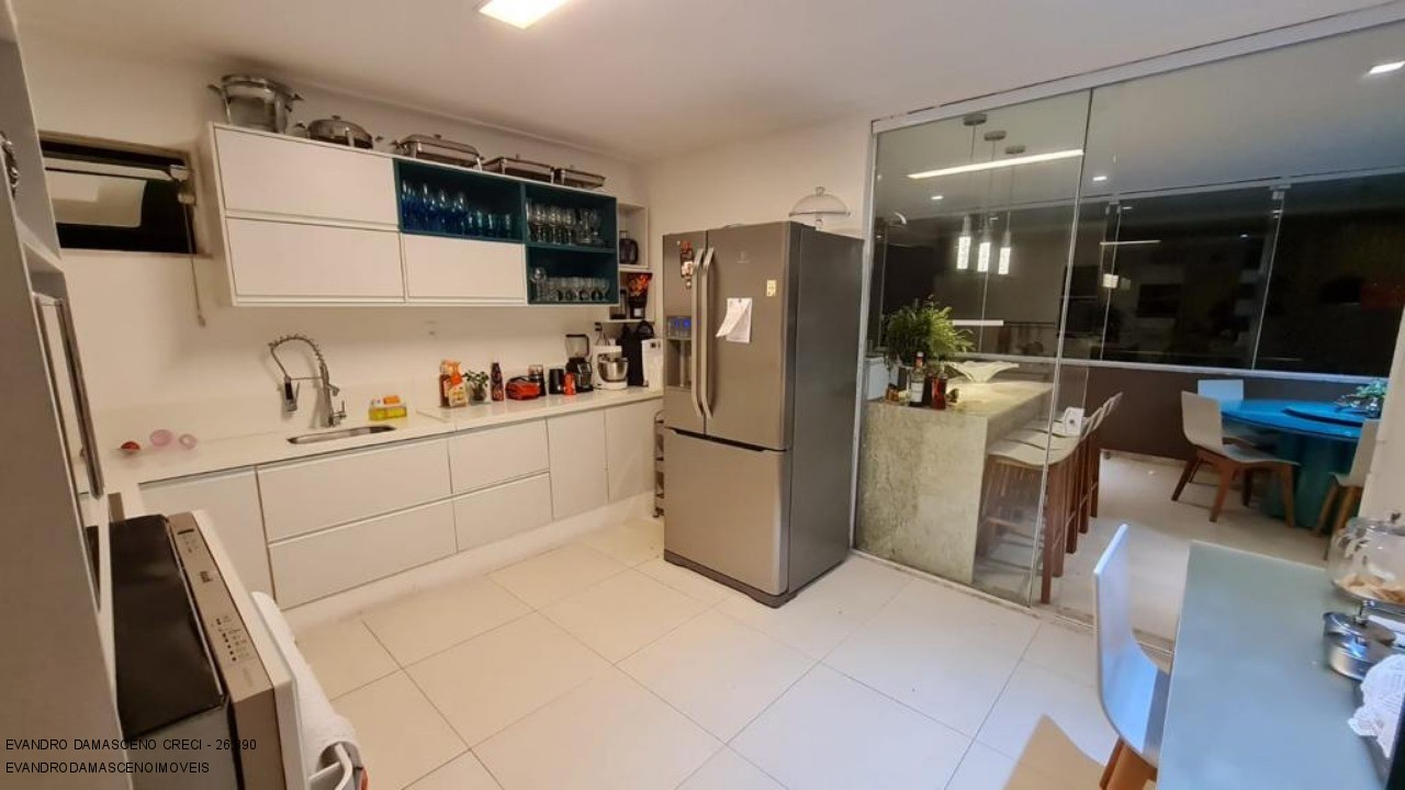 Casa à venda com 4 quartos, 450m² - Foto 14