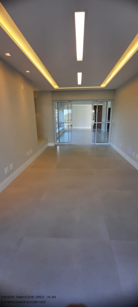 Casa à venda com 4 quartos, 400m² - Foto 19