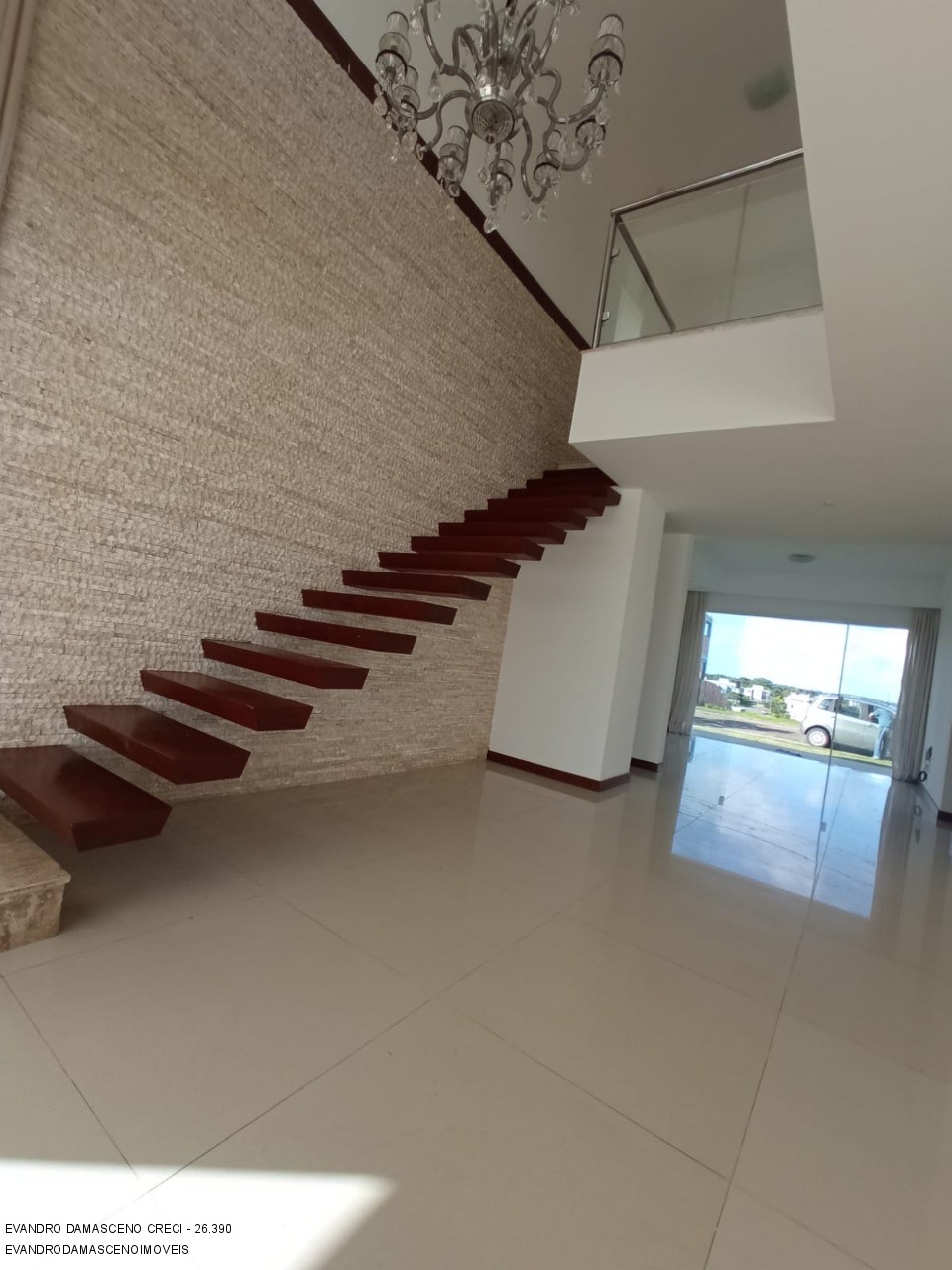 Casa para alugar com 4 quartos, 280m² - Foto 16