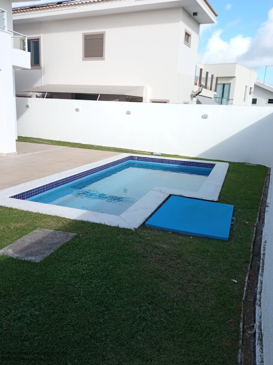 Casa para alugar com 4 quartos, 280m² - Foto 21