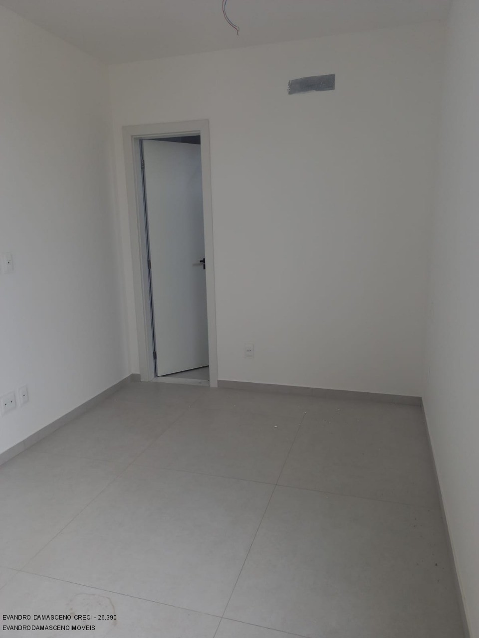 Casa à venda com 4 quartos, 148m² - Foto 17