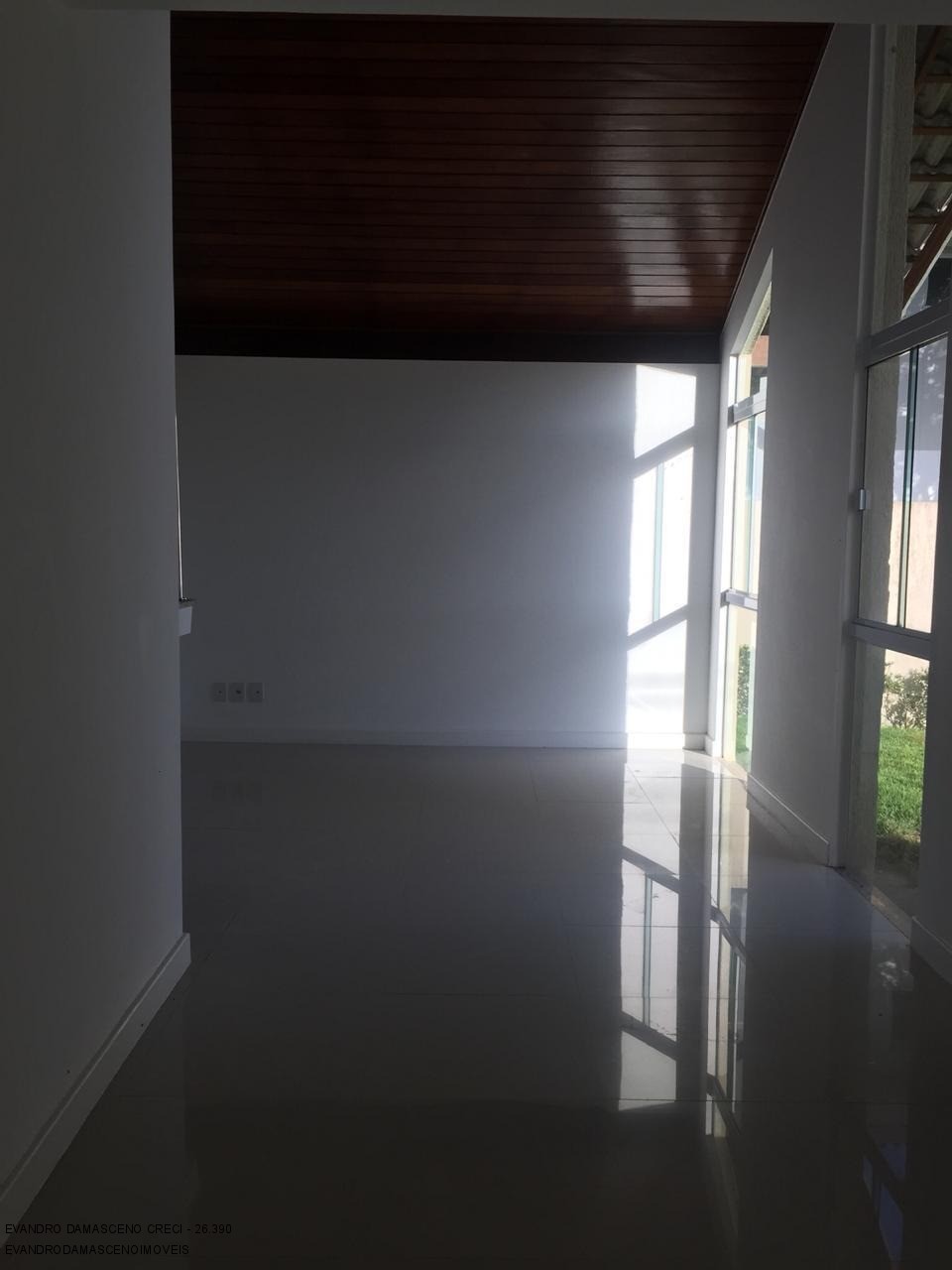 Casa à venda com 4 quartos, 280m² - Foto 8