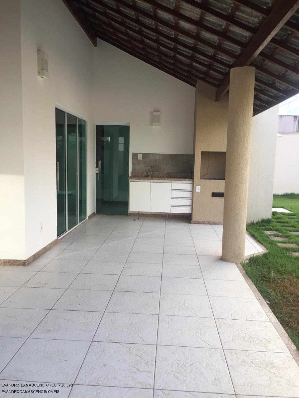 Casa à venda com 4 quartos, 280m² - Foto 10