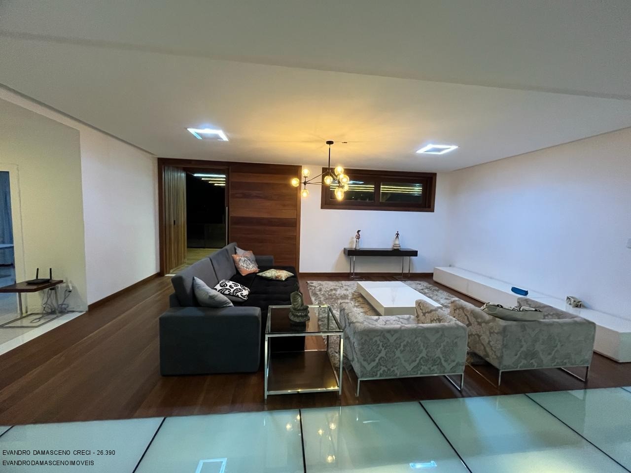 Casa à venda e aluguel com 5 quartos, 1500m² - Foto 8