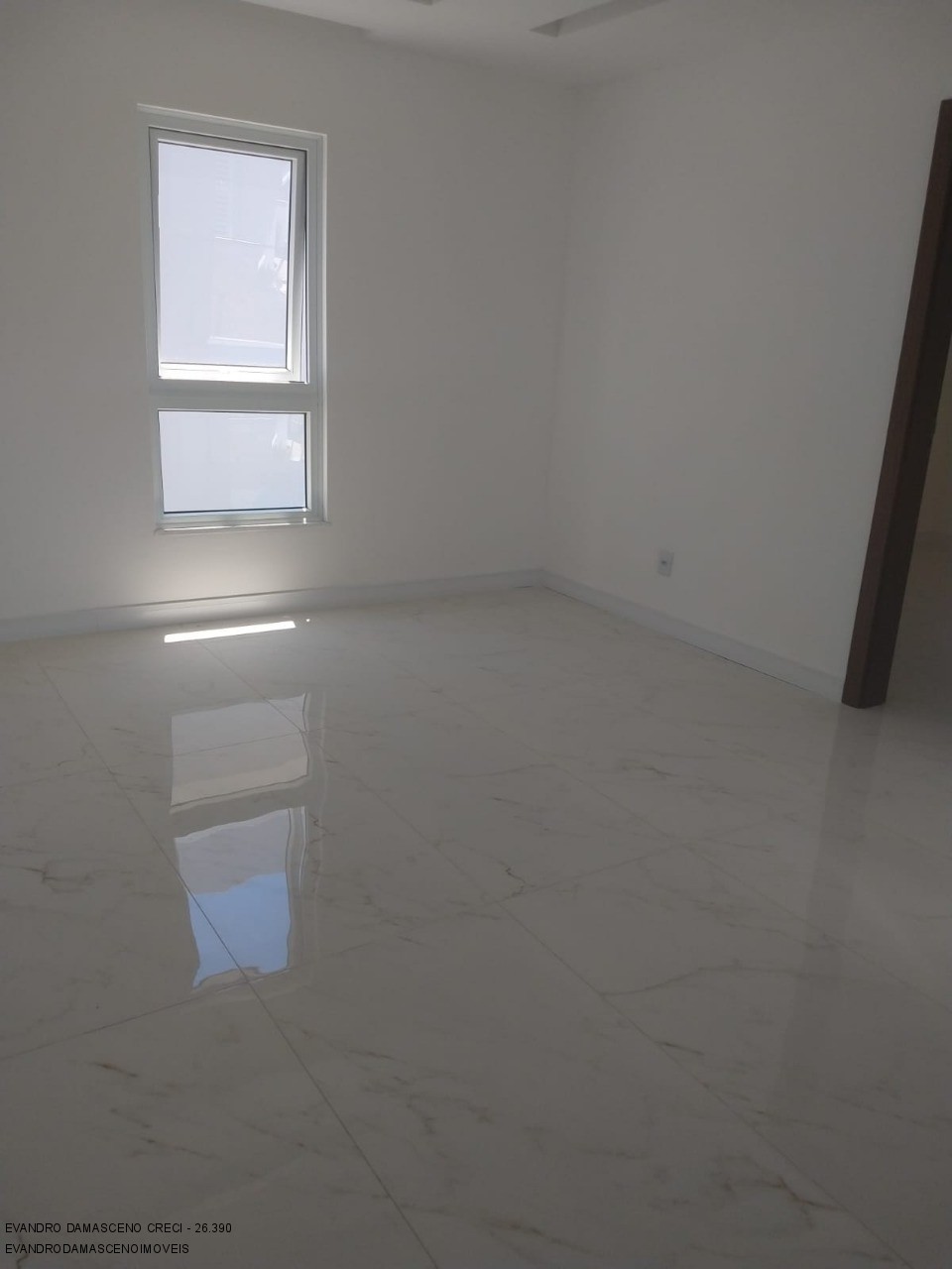 Casa à venda com 5 quartos, 267m² - Foto 13