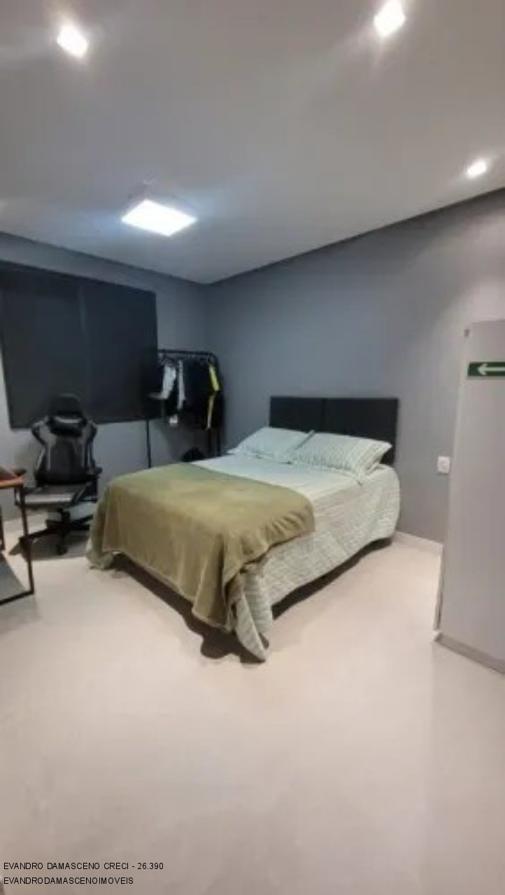 Casa à venda com 4 quartos, 290m² - Foto 6