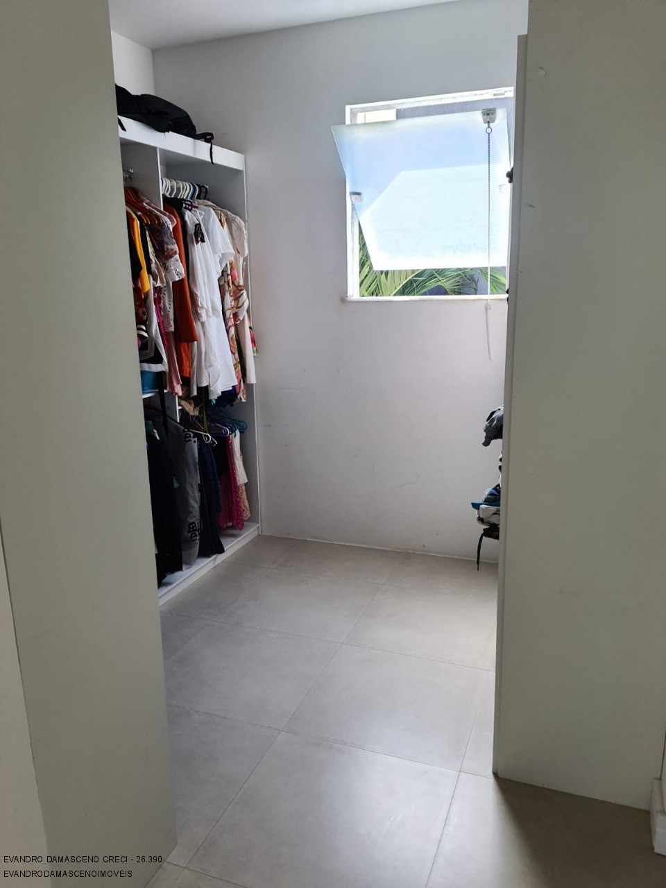 Casa à venda com 3 quartos, 300m² - Foto 10