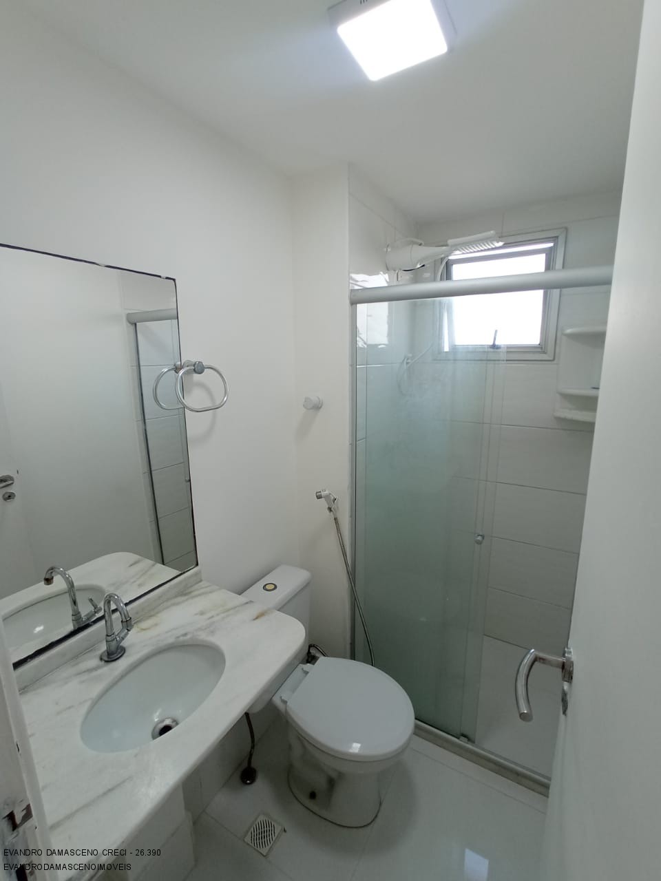 Apartamento à venda com 2 quartos, 62m² - Foto 5