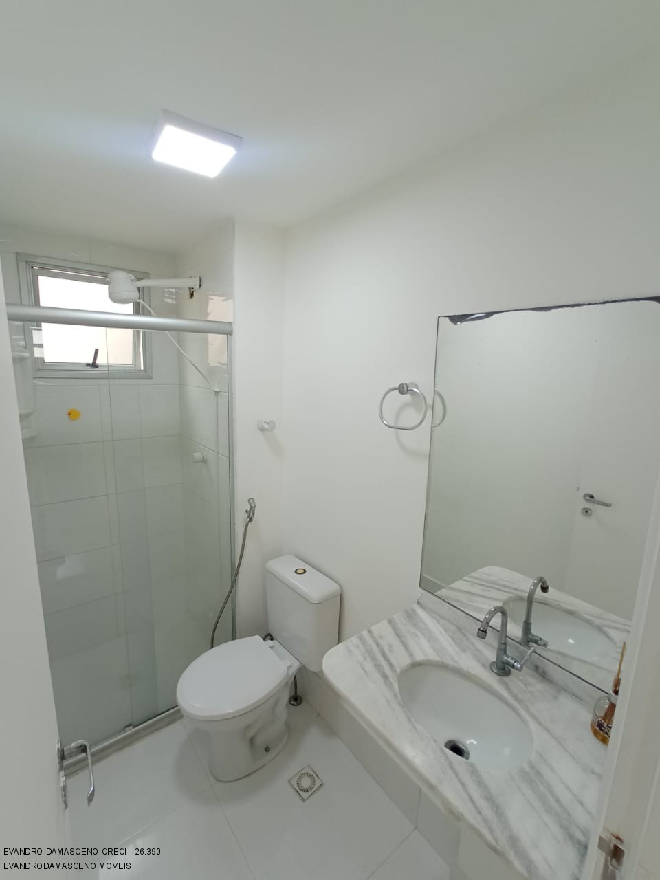 Apartamento à venda com 2 quartos, 62m² - Foto 7