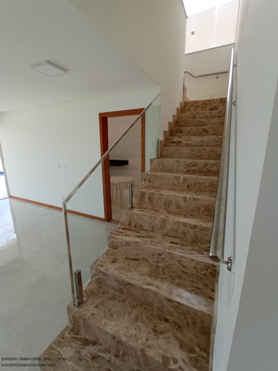 Casa à venda com 4 quartos, 220m² - Foto 31