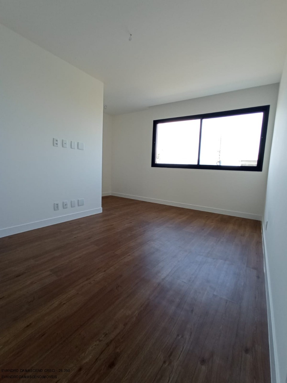 Casa à venda com 4 quartos, 250m² - Foto 26