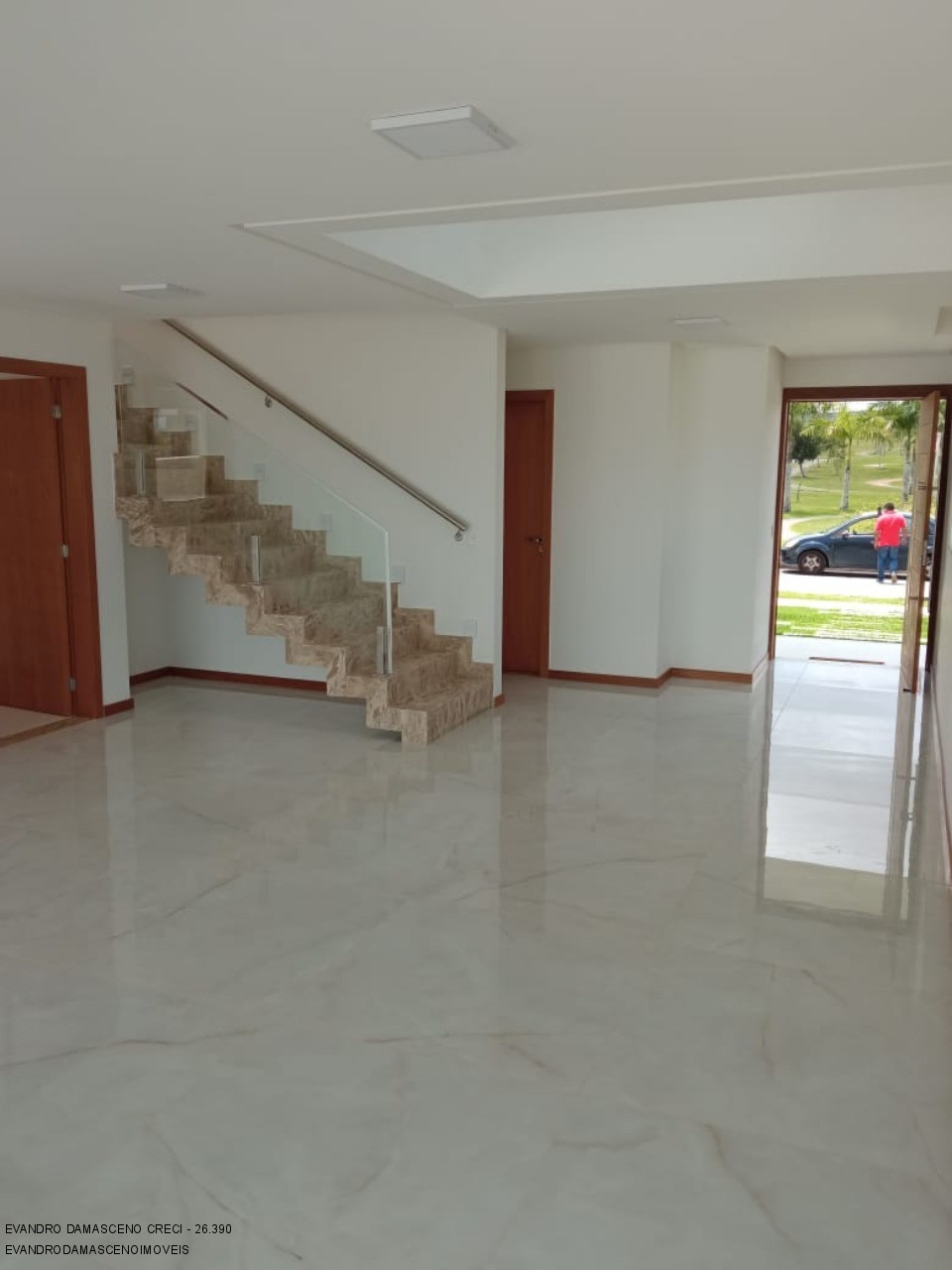 Casa à venda com 4 quartos, 220m² - Foto 25