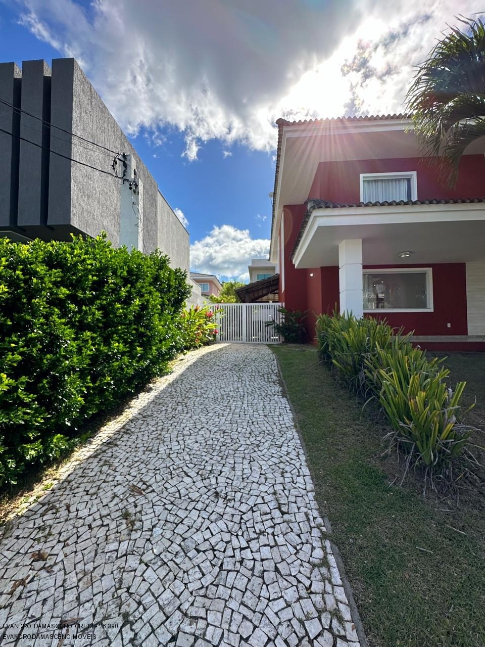 Casa à venda com 4 quartos, 250m² - Foto 5