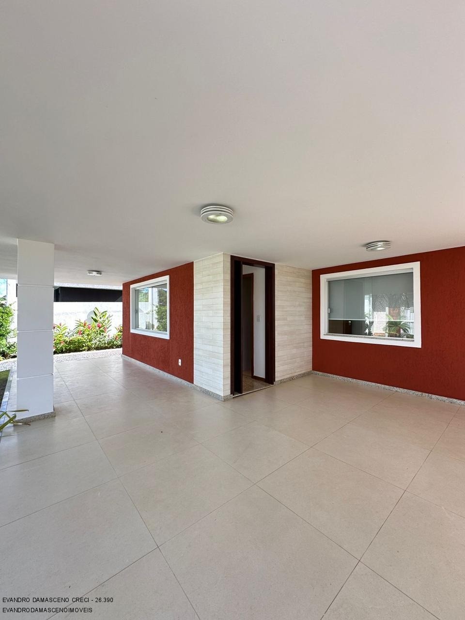 Casa à venda com 4 quartos, 250m² - Foto 12