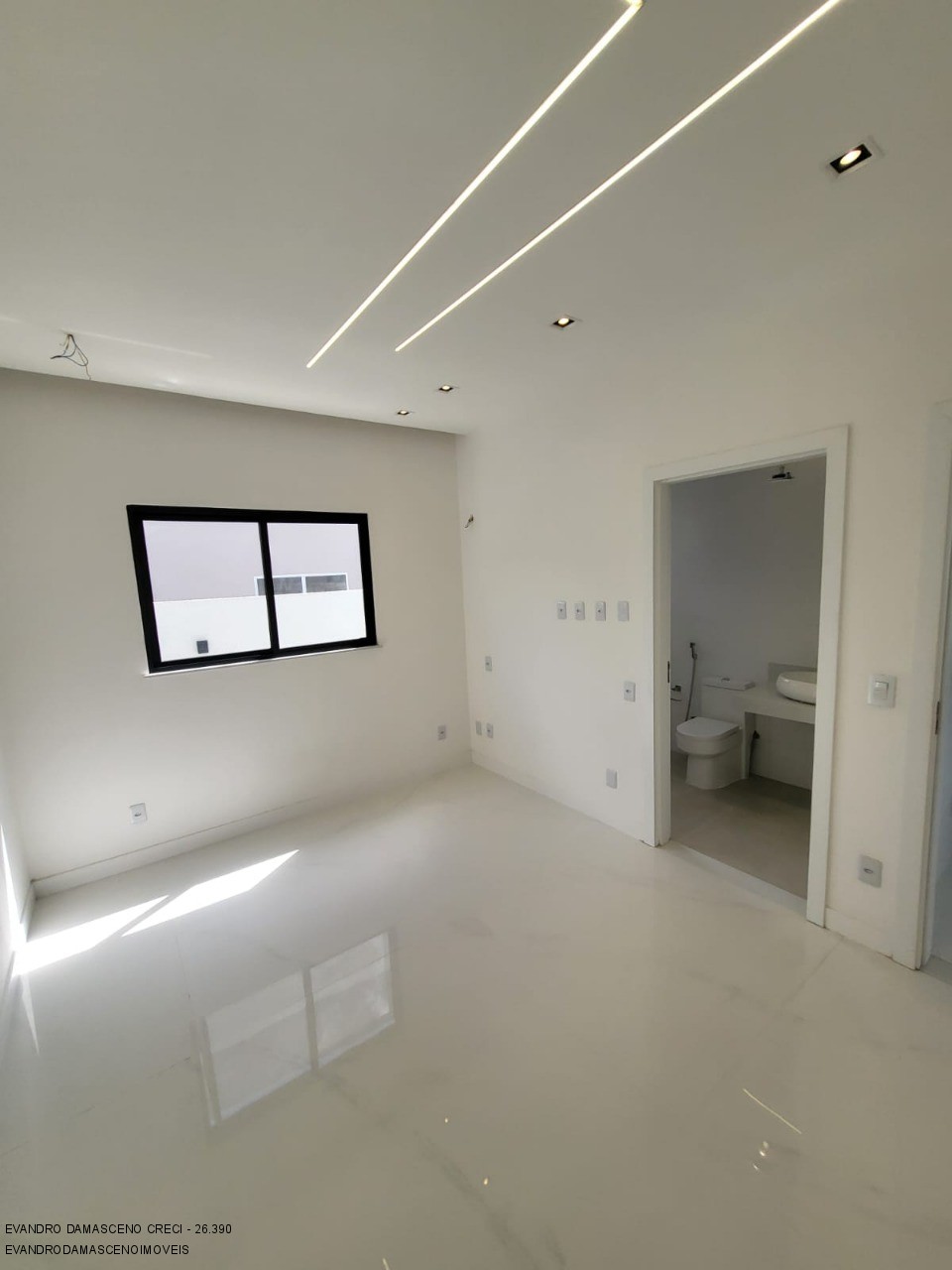 Casa à venda com 4 quartos, 267m² - Foto 23