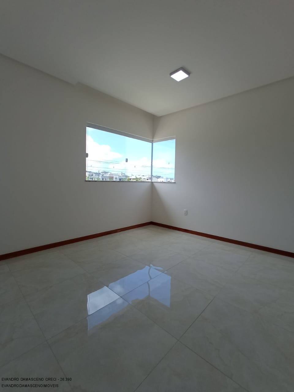 Casa à venda com 4 quartos, 220m² - Foto 19