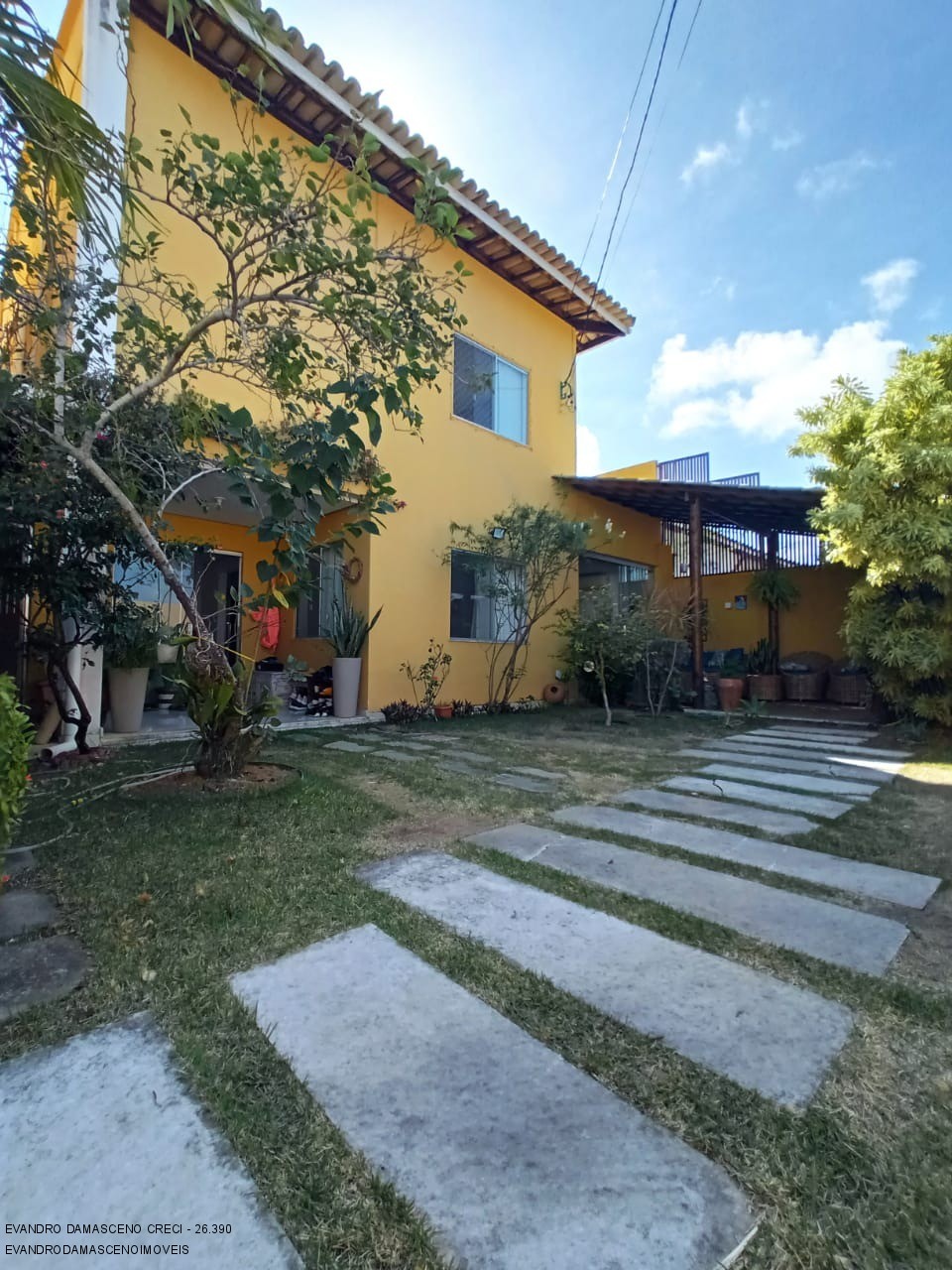 Casa à venda com 5 quartos, 160m² - Foto 1