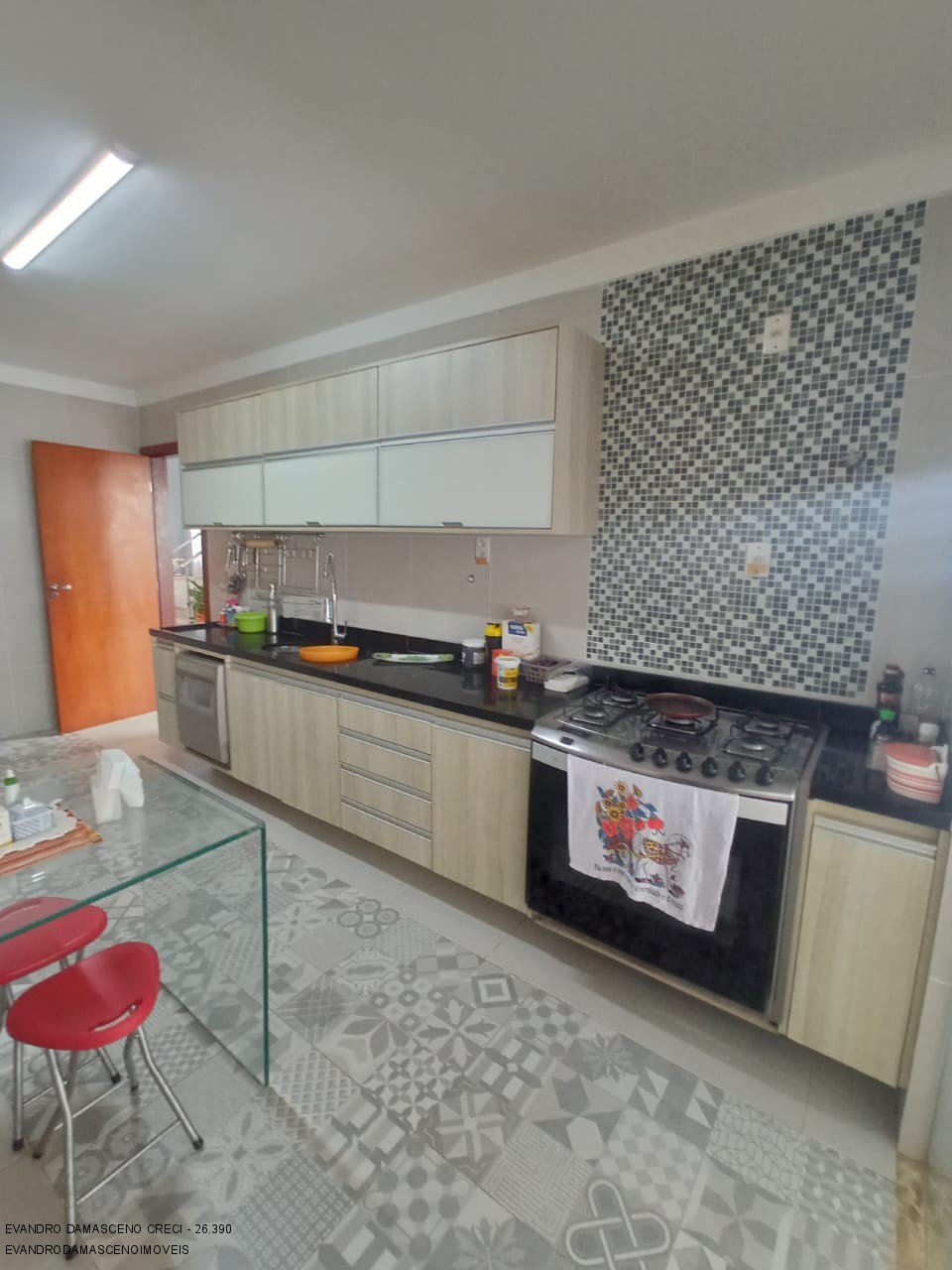 Casa, 4 quartos, 280 m² - Foto 18