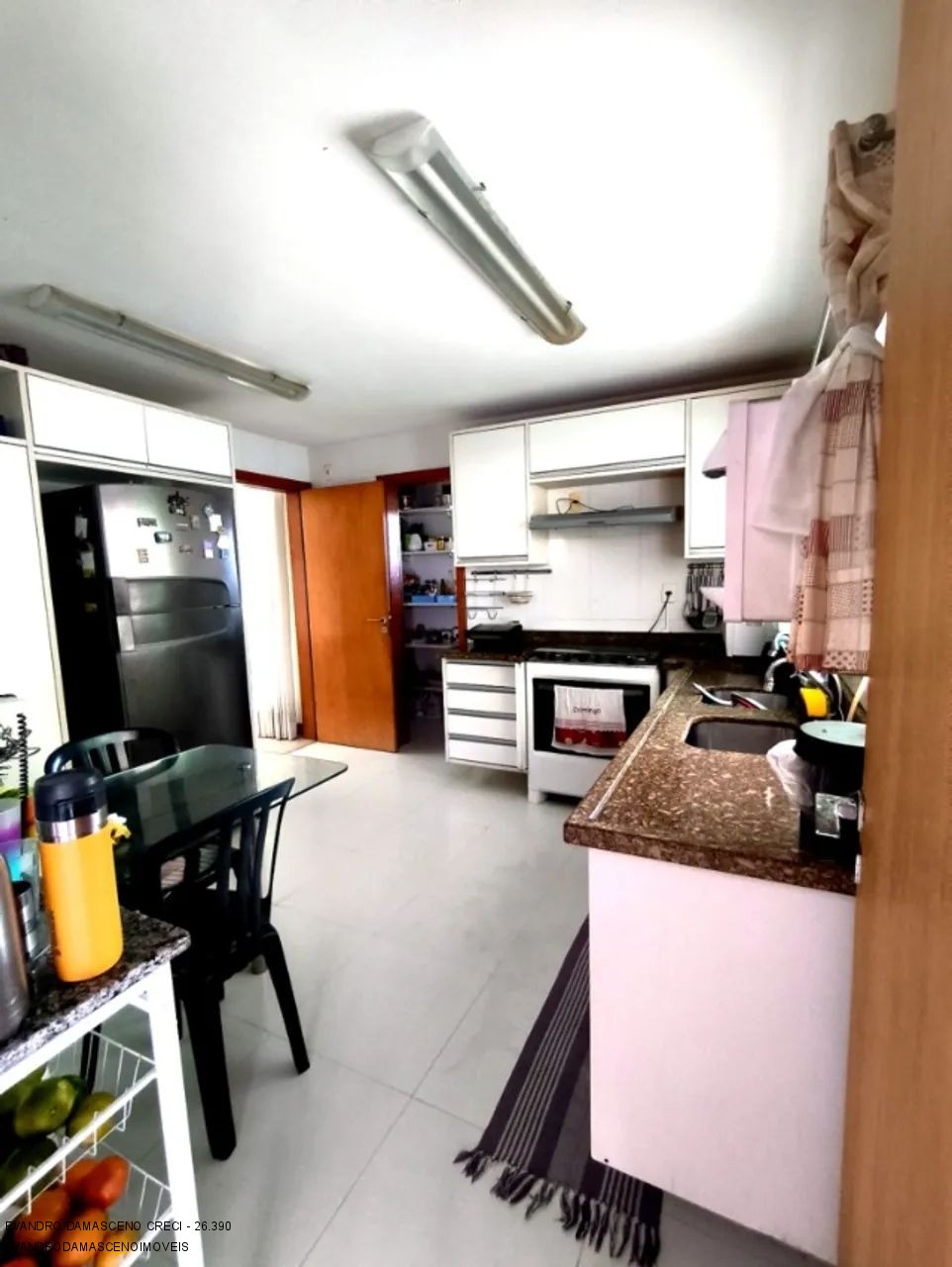 Casa, 4 quartos, 270 m² - Foto 9