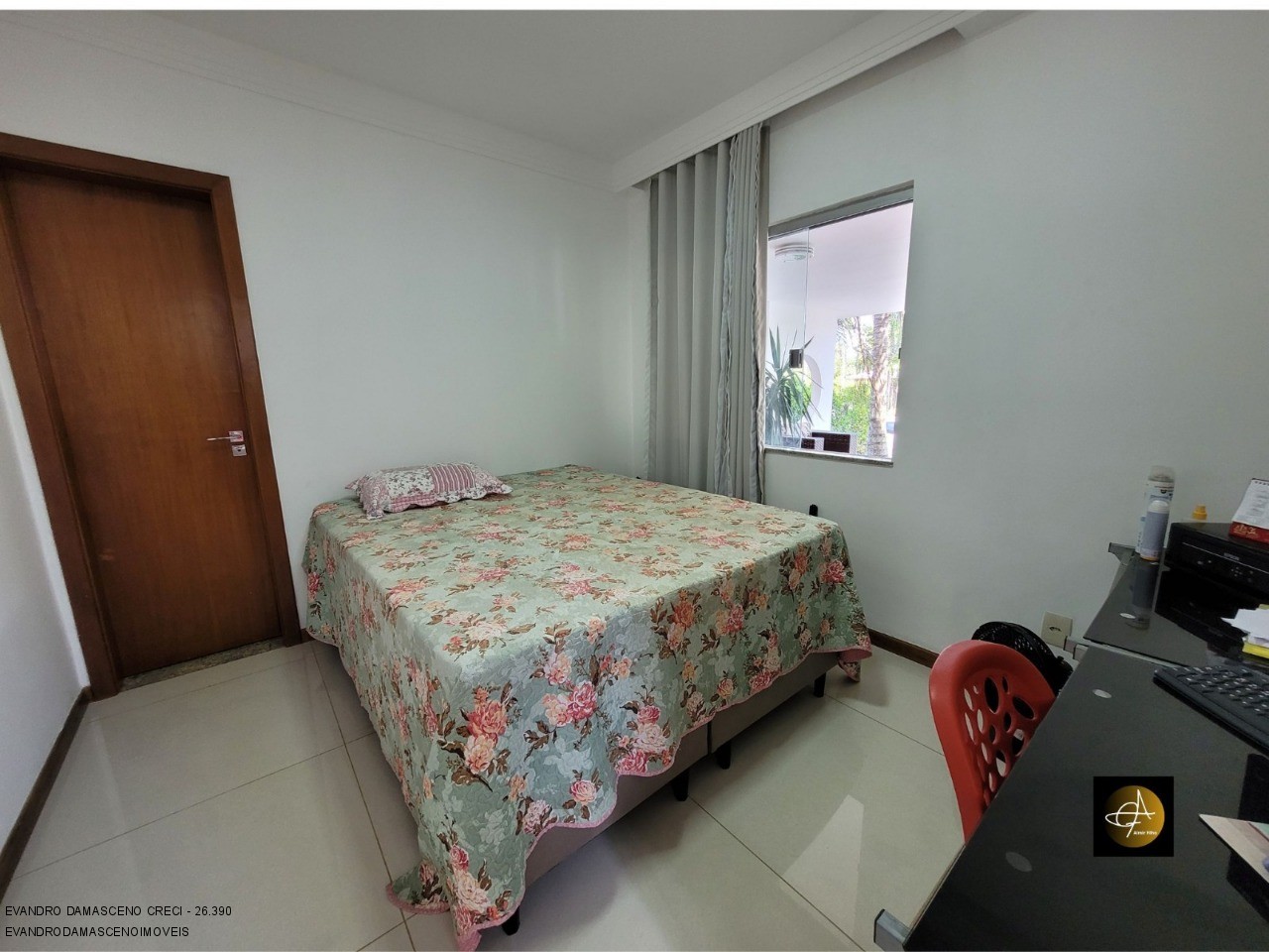 Casa, 4 quartos, 240 m² - Foto 32