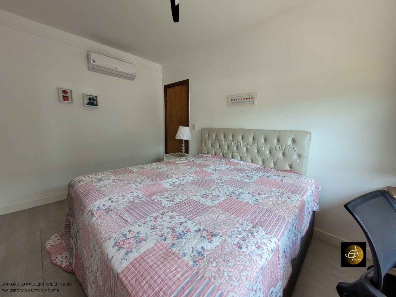 Casa, 4 quartos, 240 m² - Foto 24