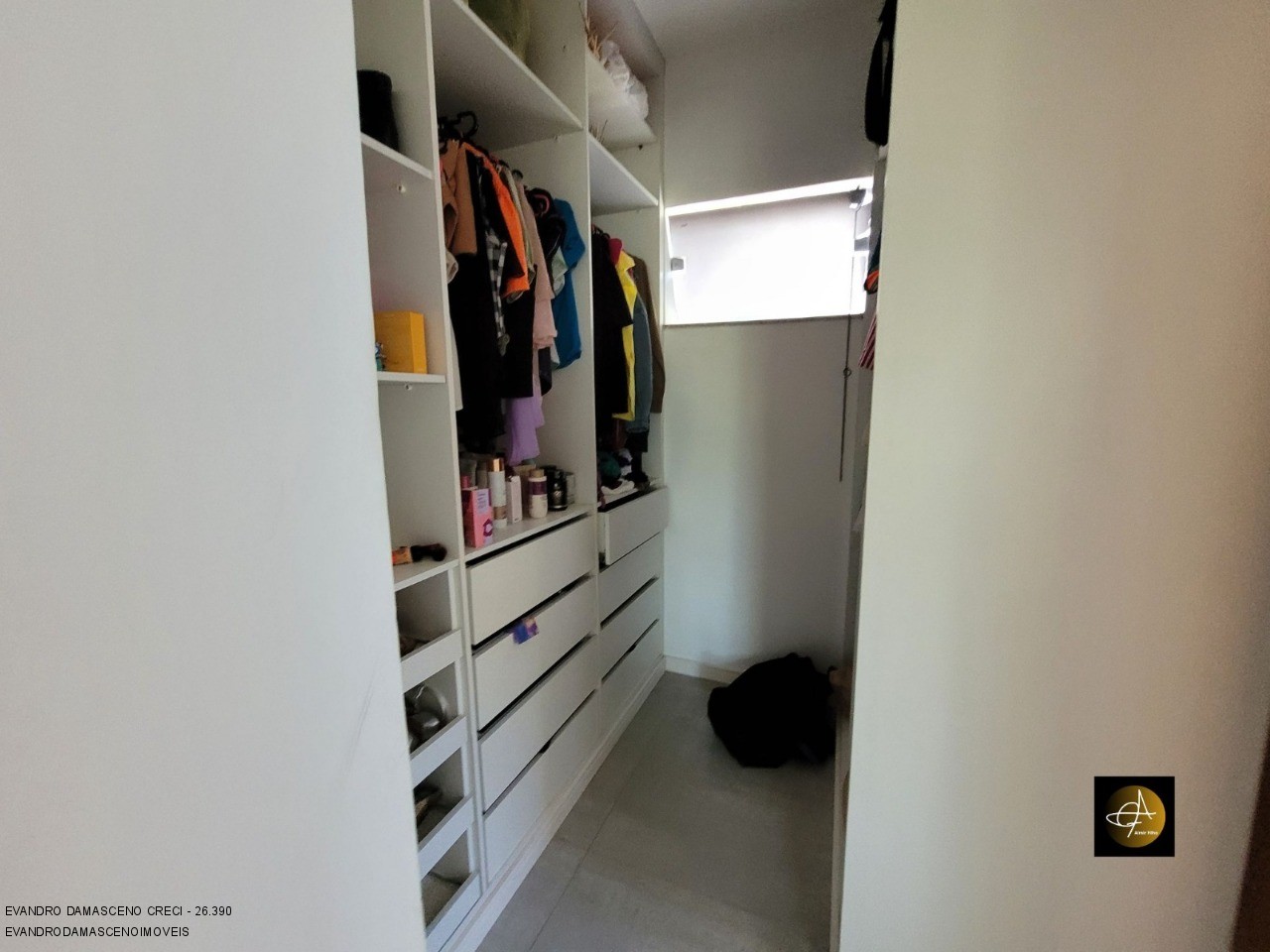 Casa, 4 quartos, 240 m² - Foto 33