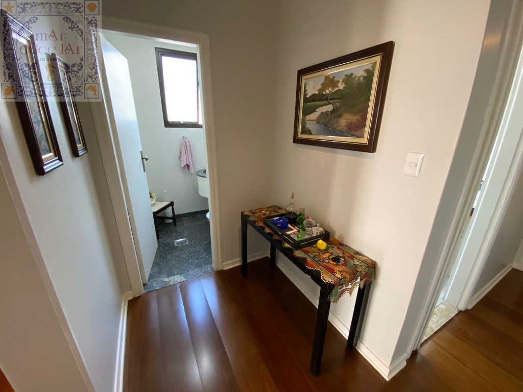 Apartamento à venda com 4 quartos, 140m² - Foto 7