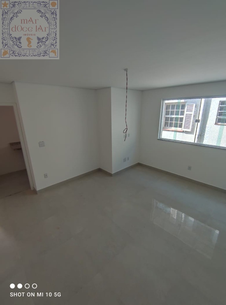 Casa à venda com 2 quartos, 100m² - Foto 4