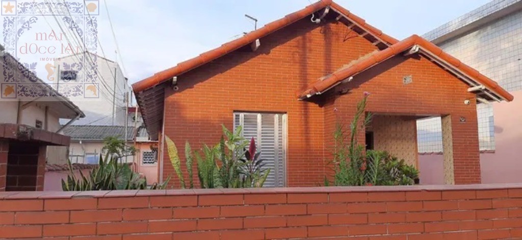 Venda Casa Santos - SP- mAr dOce lAr - térrea isolada, com edícula no fundo, excelente localização.