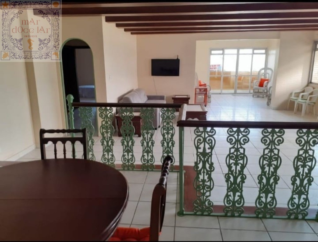 Apartamento Frente Mar com 265 m²  e  2 vagas no bairro da Aparecida em Santos / SP