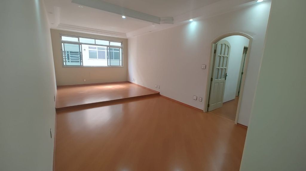 Venda Apartamento Santos SP - mAr dOce lAr com vaga demarcada e elevador a apenas 1km da praia do Gonzaga.