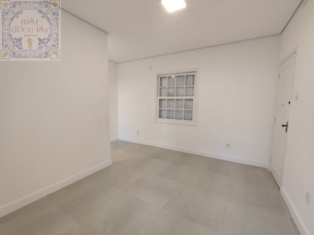 Apartamento à venda com 2 quartos, 62m² - Foto 2