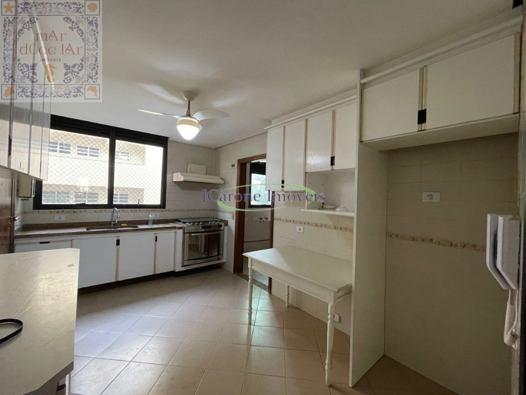 Apartamento à venda com 3 quartos, 150m² - Foto 17