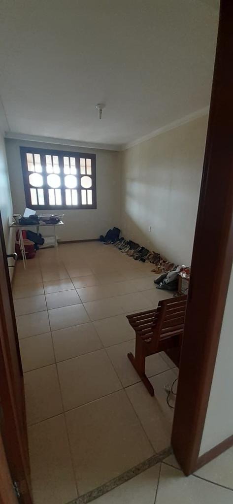 Casa à venda com 4 quartos, 180m² - Foto 13