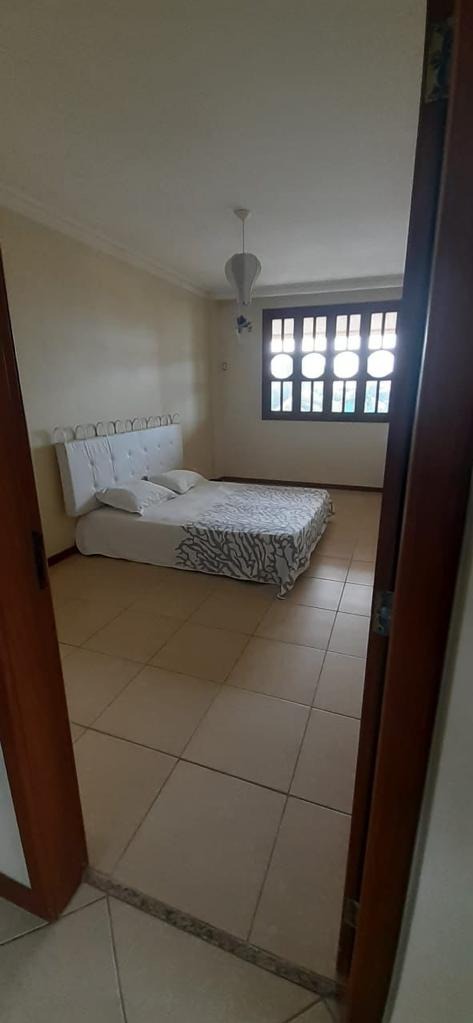 Casa à venda com 4 quartos, 180m² - Foto 15