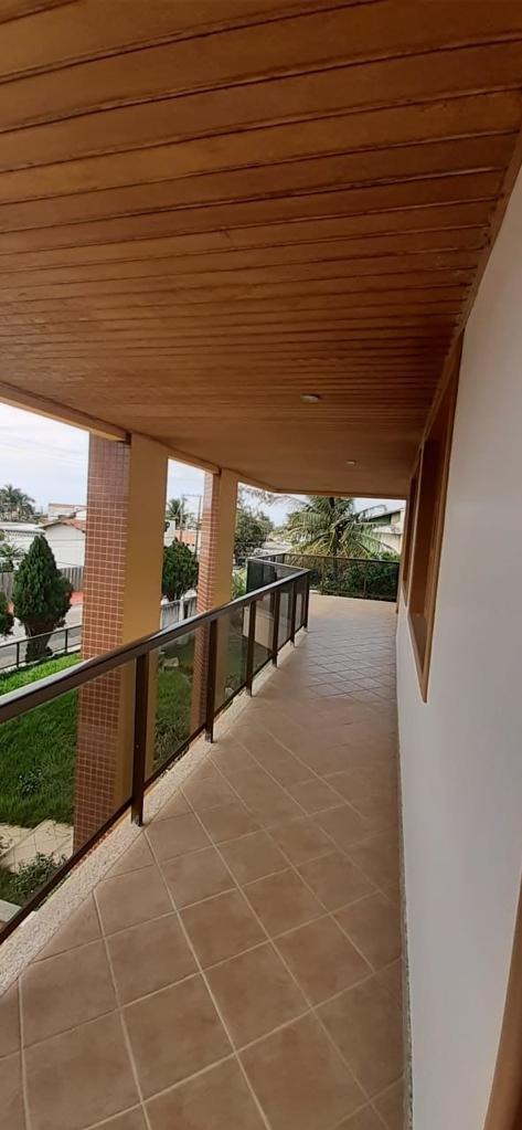 Casa à venda com 4 quartos, 180m² - Foto 11