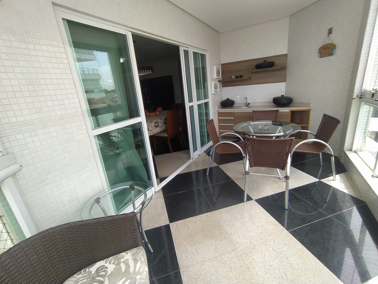 Apartamento à venda com 3 quartos, 152m² - Foto 1