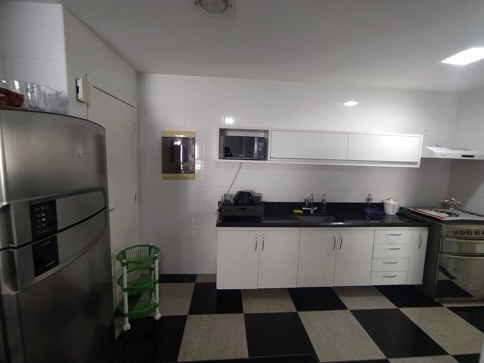 Apartamento à venda com 3 quartos, 152m² - Foto 9