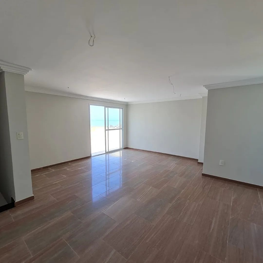 Cobertura à venda com 5 quartos, 300m² - Foto 4