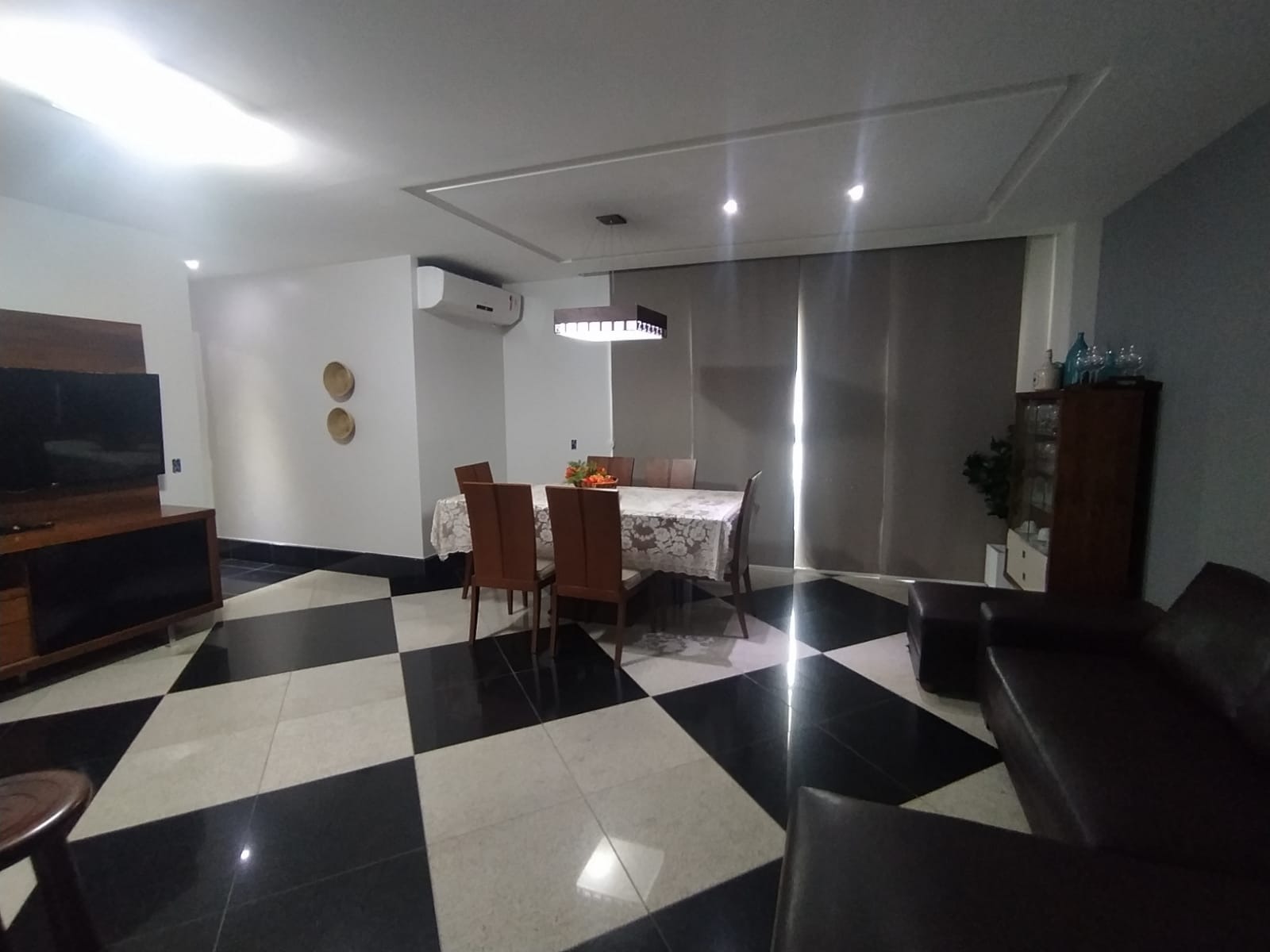 Apartamento à venda com 3 quartos, 152m² - Foto 2