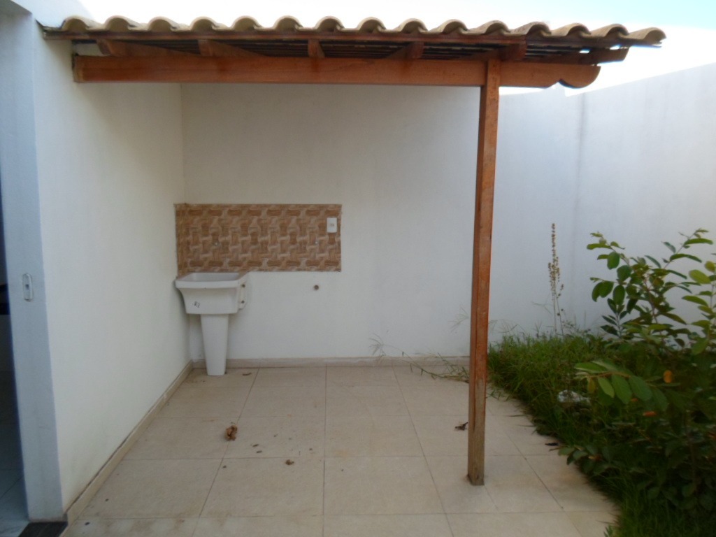 Casa à venda com 2 quartos, 85m² - Foto 13