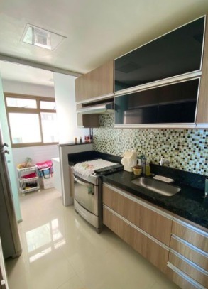 Apartamento à venda com 4 quartos, 220m² - Foto 8