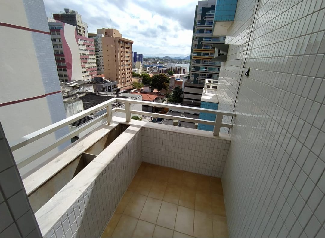 Apartamento à venda com 3 quartos, 170m² - Foto 2