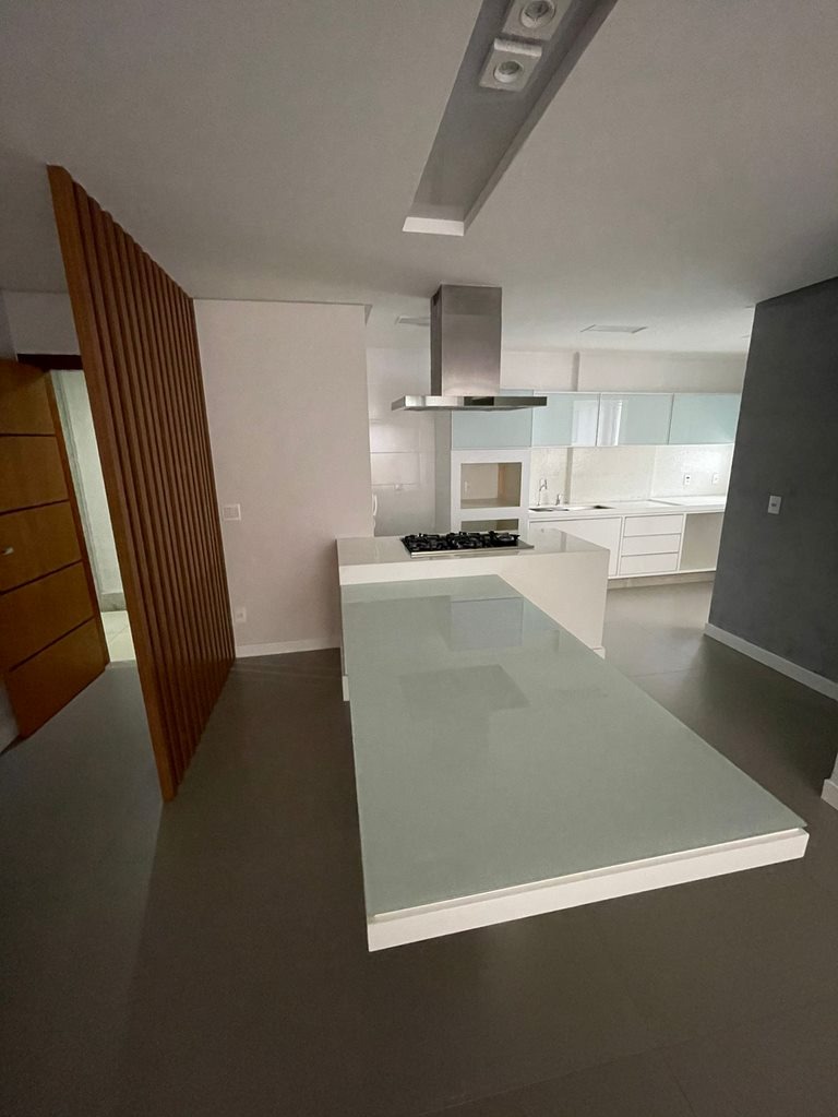 Apartamento à venda com 3 quartos, 96m² - Foto 7