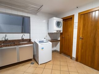 Casa à venda com 4 quartos, 350m² - Foto 6