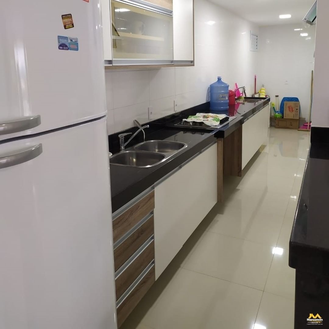 Apartamento à venda com 2 quartos, 72m² - Foto 4