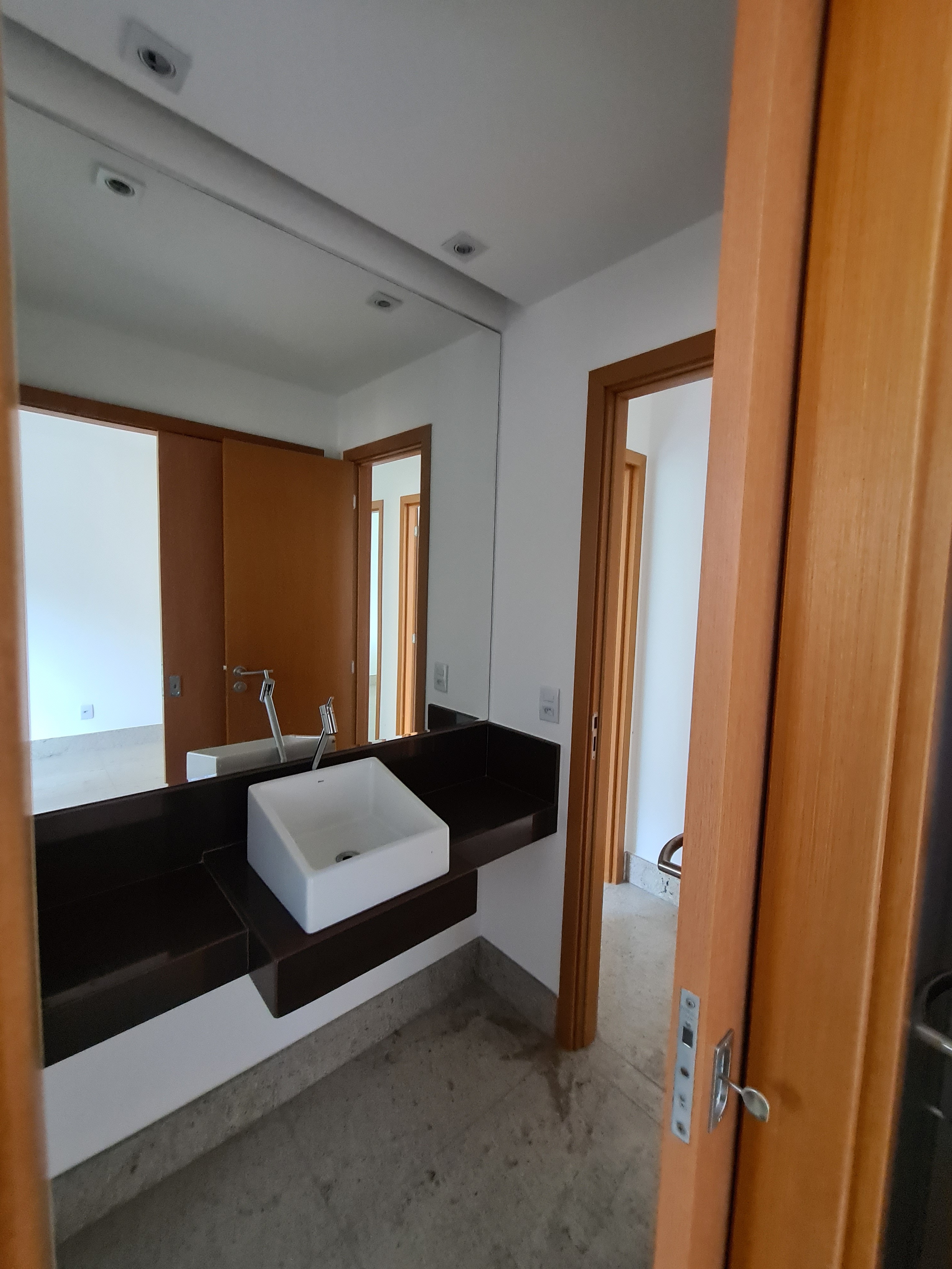 Apartamento à venda com 4 quartos, 141m² - Foto 9